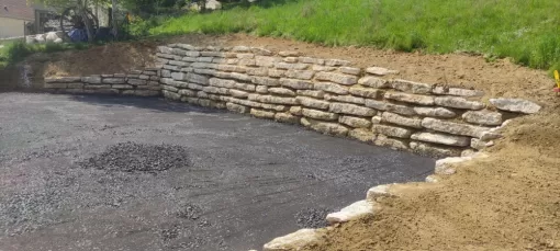 réalisation d'un enrochement à Villers Cotterêts, Crépy-en-Valois, ANTOINE MIRET